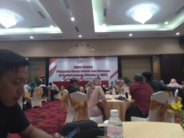 OJK Perkuat Kontribusi Sektor Jasa Keuangan di Tengan Pandemi Covid-19